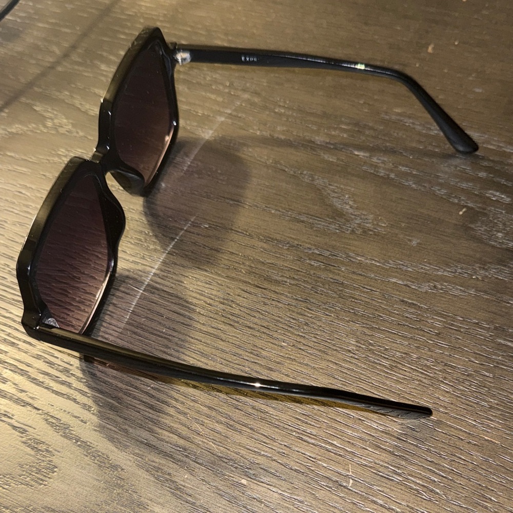 Black Rectangular Sunglasses Duo - Dark Lenses - image 5